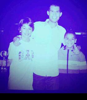 Feeling7Blue's profile picture. No importa si estas en tu momento mas difícil, te tienes que hacer fuerte y confiar en ti mismo para llegar a la cima.