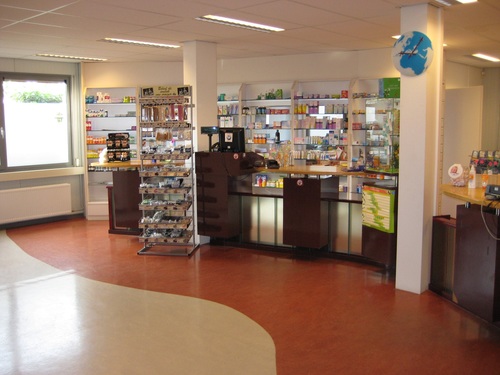 Apotheek de Volgerlanden is een apotheek gevestigd in Hendrik Ido Ambacht. Wij zijn een KIWA gecertificeerde apotheek waar de patient centraal staat.