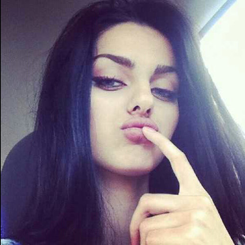 Can I get a cute little FOLLOW for my birthday 