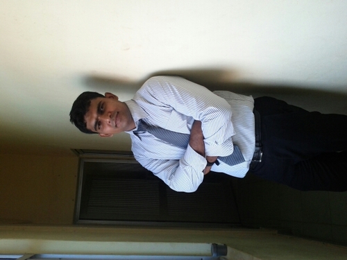 Madhivannan's profile picture. 