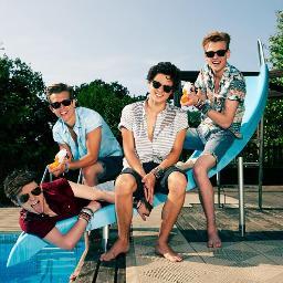 Just a girl in love with @Thevampsband