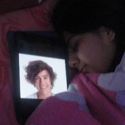 i can't go to bed with out harry styles may be that's the reson that i talk in my sleep tho the conversation the secret that i keep tho it makes sooooooooooo