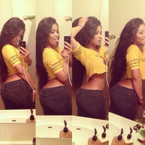 cx Bad Bech Namee Daisha✊.Titties & Ayus✨. Looking At A Bad Bech Through My Glass.☁ ~Single✊,Bi,Turnt up from sun up to sun down~