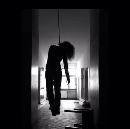 Just a secret account so i dont get judged., Depressed. Self harmer. I miss him so much it drove me into depression. Maybe he'll love me if i was skinny.