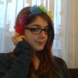 I'm a gamer girl, I love Doctor Who and I eat alot. My dream is to become a famous actress