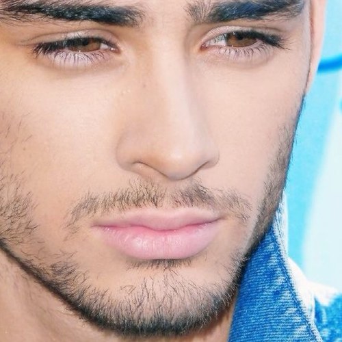 Account dedicated to support our idol and inspiration, @zaynmalik. You can hate all you want but, he means the world to us. Luke follows #SupportZayn
