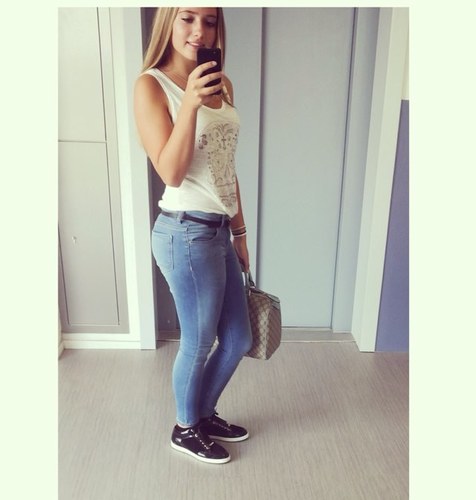 xbellamoana__'s profile picture. 