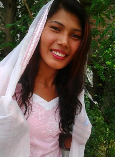 soft-hearten lady with many dreams, literature loving,interested in reading and writing, trades enthusiast