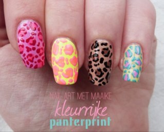 hoi! ik ben NailArtGirl en ik tweet nail arts en soms selfmades :) email: nailartgirl@hotmail.nl
Sinds 31-7-2013