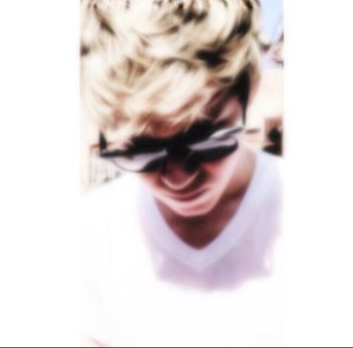 For when @Niallerhoranbu talks to much