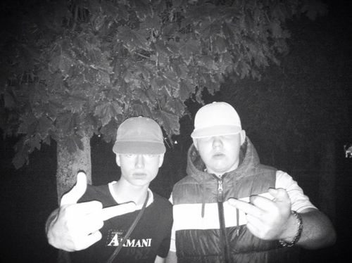 http://t.co/8aMhULKNzy Songwriter || YBS || red white army ||