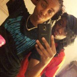 Oooo Kill Emmm Oooo Kill Emmmm Ooooooooo , Bofl Bestfranddddd heaaaaa @___Jambo , Follow me ❤
