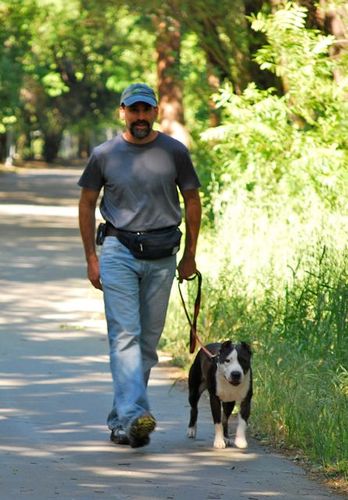 Dog behaviorist and owner trainer Jaimie Scott sharing insights with dog owners.