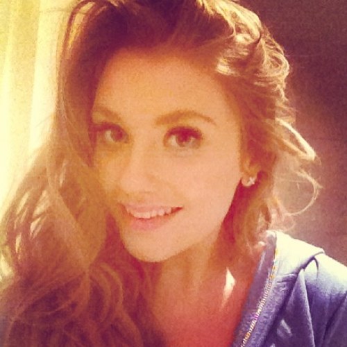 I'm here to support @Ella__Henderson ♥ @Ella__Henderson followed 5/2-13 at 8.39 am (GMT time)❤ || 197928|| http://t.co/CDWIJOXQlc