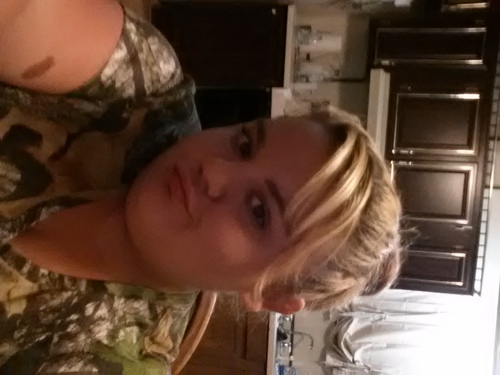 Im me!!  Lovin my life! Life is what happens when your busy making other plans!! - john lennon
