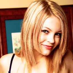 I'm 18 I like to have fun and flirt! Call me for a great time! 1-800-JETDOLL