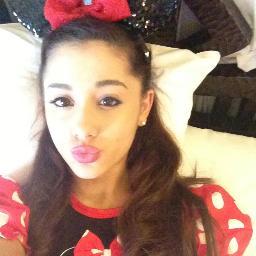 Nicoly71's profile picture. 