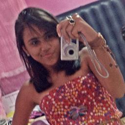 HAHA  Chegueii chegandoo meu Pêssoaal :) Novaa cruzerence na area ... “Eu tenho um lado doce que quase ninguém vê.” (Solteira)