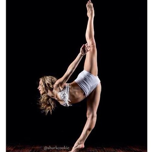 fiercedivaz's profile picture. just two girls who love to dance! follow us for quotes, tips, pics and fierceness
WERK