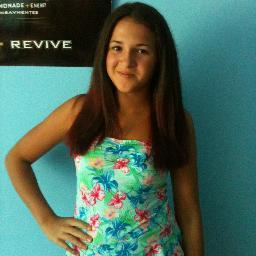 Bettina1317's profile picture. Hy! I'm from Hungary:)  FOLLOW ME! :))