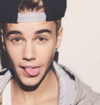 •Kik:MigNiVet •I Love Justinbieber •SwedishGirl •Follow,I Follow back