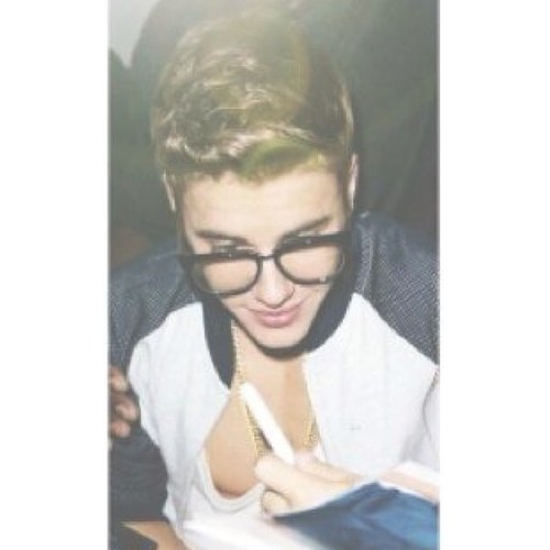 Kidrauhl forever and ever! I love you Justin!