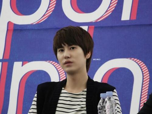 SUPER JUNIOR