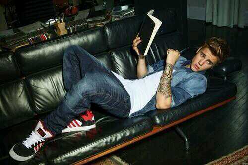JUSTIN BIEBER is Awesome