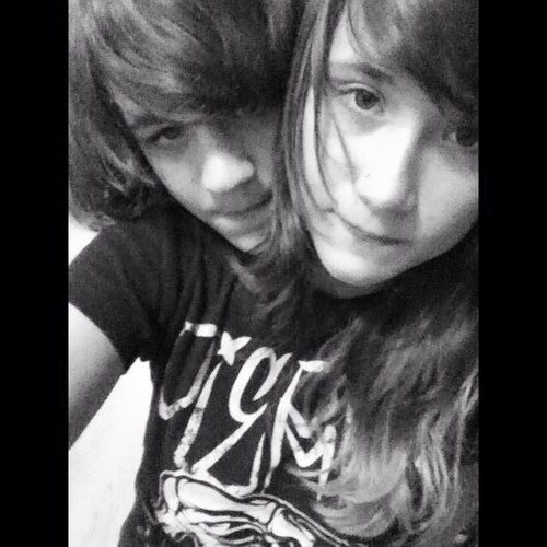 NikkiInTerror's profile picture. Should I Sink Or Swim? Or Simply Disappear?