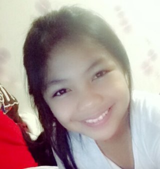Im just me very bubbly,very positive,friendly,shy and humble,and i like cheese pizza... a lot! ~ Bethers❤ ~