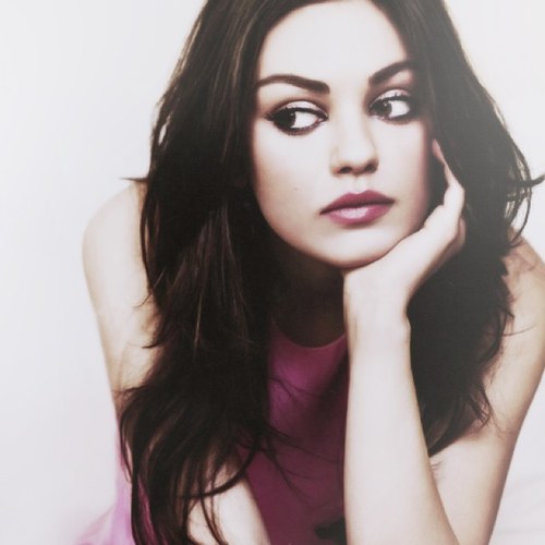 Elizabeth. Gryffindor Seeker. Middle child of @Darren_HP and @ChrisColferHP. 2nd Gen. Team @HPExtreme. http://t.co/RARvFyt1Sp