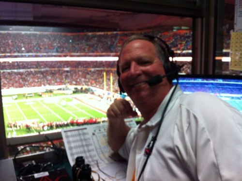 coachlindo's profile picture. 