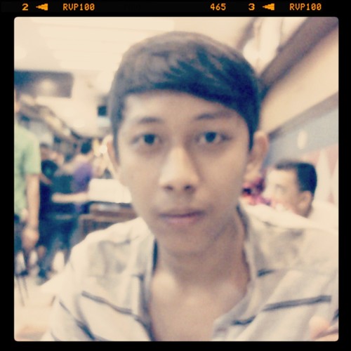 xadinzdx's profile picture. i like play music..