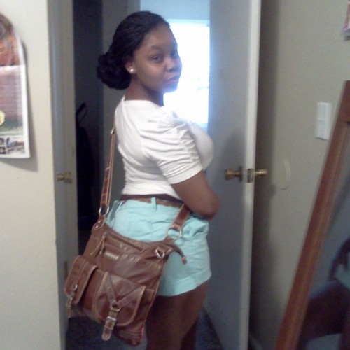 #CANCER, Senior , #lightskinned #beauty , #Taken 8.13.12 @Teeejay___