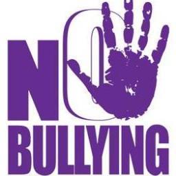 Bullying es un trato abusivo, el uso de la fuerza o la coacción con el objetivo de afectar a los demás, especialmente cuando es habitual.