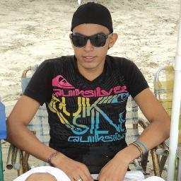 eyyy amigas mi whatssap 0982800872 y mi pin ADD 2749E501