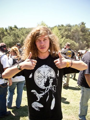 I live life like the dudes on workaholics