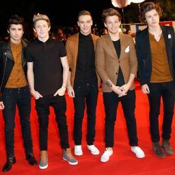 Aquí Encontraras las mejores Fotos y Collages, Imaginas y Facts de @onedirection ...Doy #FollowBack We Love One Direction !!! Administradoras: Tamara - Vale
