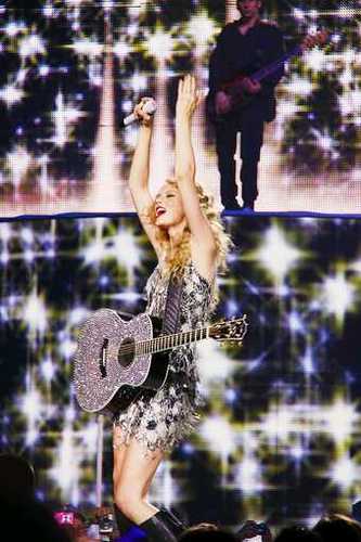 Actually im not a fan, im a swiftie.