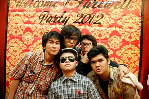 S♥ne | FE Management  2012 | Tweet random |