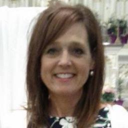 Social Media and Marketing manager @enCloud9. Loves to read, exercise, and learn new things.  2 great kids and a dog. #MSDYN365