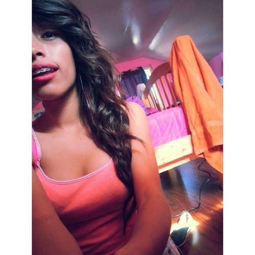 Alondra Emm ✌. Ortho. #TeamReckless. IG: __toogaytofunction