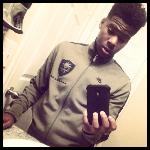 Manzano_Ovo's profile picture. 