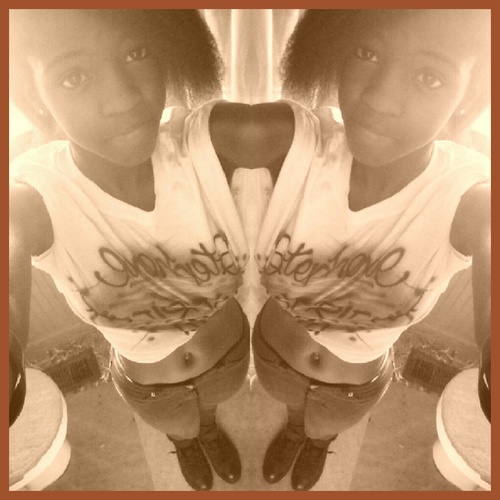 taken 042014 3...:)♡♥♥♥♡♡♡ love me or not im still going to tell u wats up!!!$$$&&