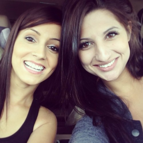I have 2 BEAUTIFUL daughters! Mindy May & Zoey Ashleen:) My pageant girls And they an my future husband are my world!