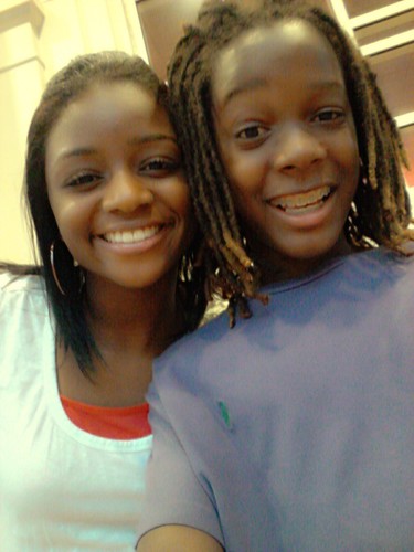 follow me : cute dreadhead  , 13 an a bualler  , & ohyeah follow me on instagram @javary______