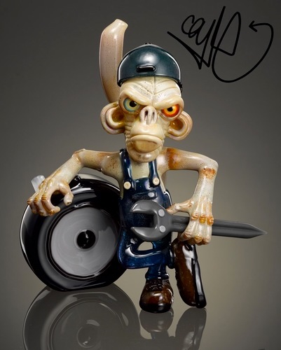 Maker of dreams.... Artist working mainly with glass. Most of my pieces are functional pipes. Smoke ‘em if you got ‘em.