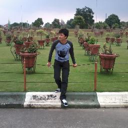 Love Family l FingerStyle Guitar l Gamer l Live My Life l student in high school of management Indonesia l IGN: PrinceOfLove l Line: bimabimss l Visca ElBarca~
