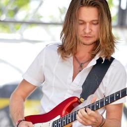 Touring guitar player and vocalist