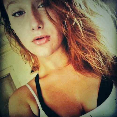 αct liкε α ℓαdу, thinк liкε α bσss❤ kεεp yσur friεnds cℓσsε but yσur εnεmiεs cℓσsεr -mσnεy, drugss, & frεεdσm* Insta: vannaabayy